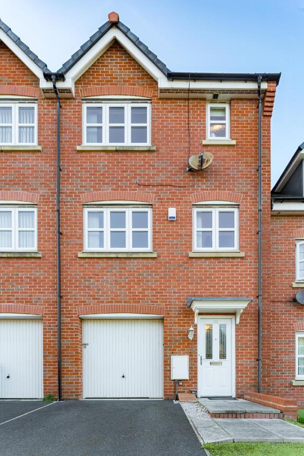 Spacious Contractor House For Large Groups - Private Parking By Short *