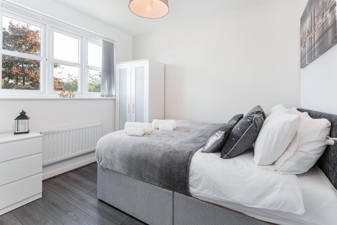 Spacious Contractor House For Large Groups - Private Parking By Short