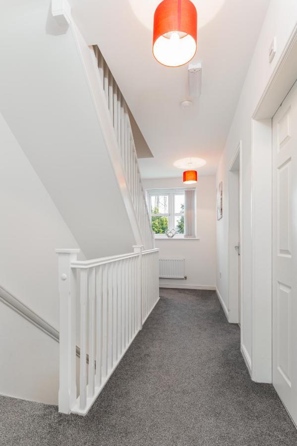 Spacious Contractor House For Large Groups - Private Parking By Short Holiday home *